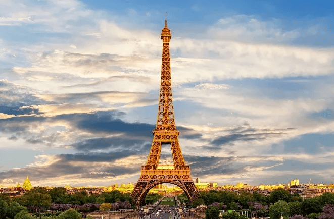 Rekomendasi Destinasi Wisata Populer di Paris, Perancis