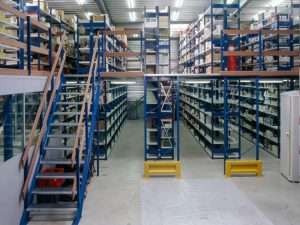 Keunggulan Multitier Racking untuk Gudang dan Tips Merawatnya