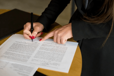 Ingin Menikah Lintas Negara? Jangan Abaikan Peran Penting Jasa Penerjemah Tersumpah